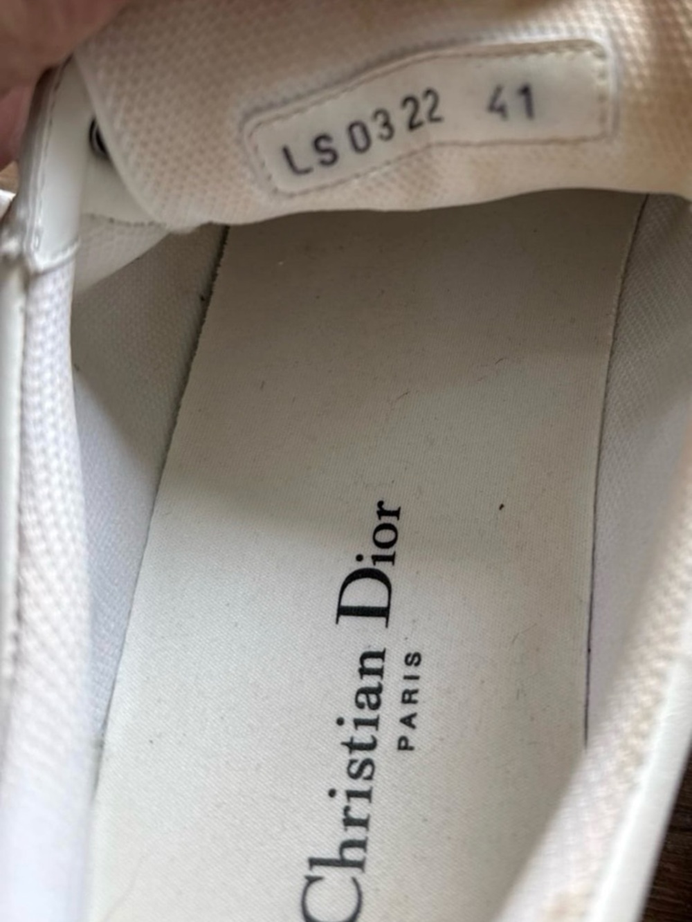 Dior White Lace-Up Sneakers with Black Star Motif - Picture 8 of 8